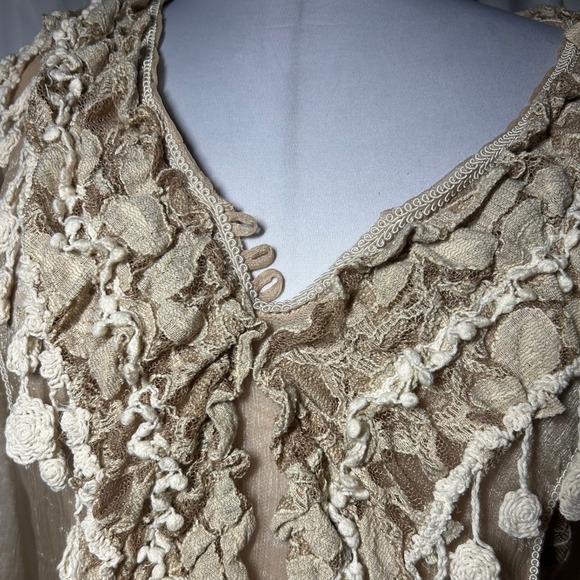 Vintage Pretty Angel Silk Blend Crochet Lace Tunic Top Tan Beige Boho Fairy - Picture 8 of 8
